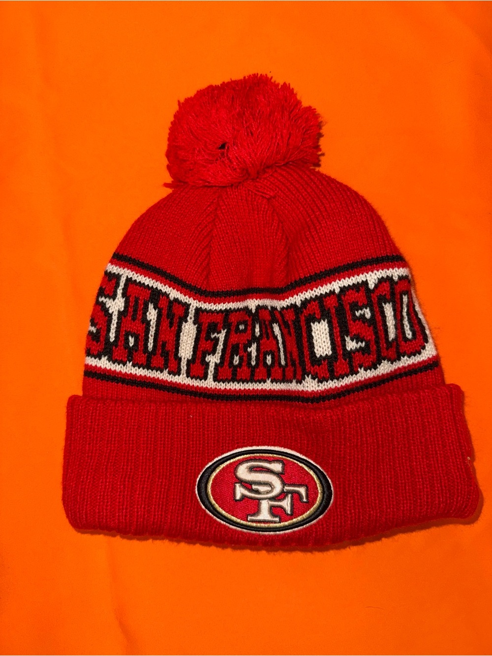 San Francisco Knit Pom Beanie Hat - Red